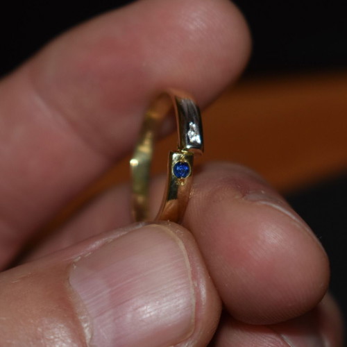 Gold (8K) ring used, golden