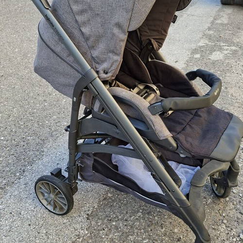 Inglesina Trilogy 3-in-1 stroller set like new