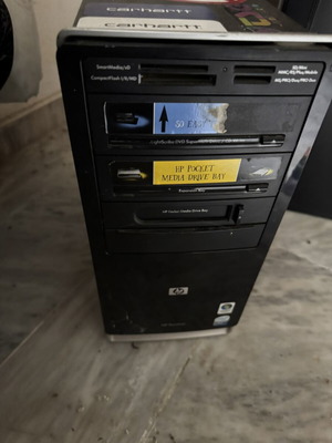 Desktop computer used without cables, screen as gift