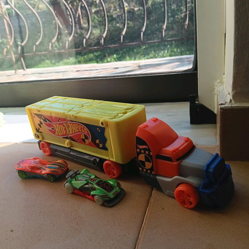 Hot Wheels like new in excellent condition