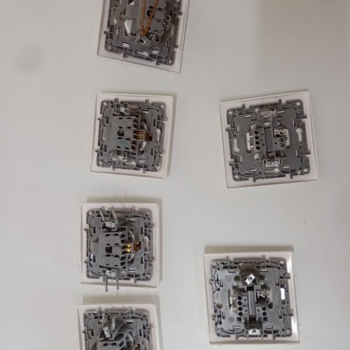 Legrand sockets and switches set like new, 4 sockets + 2 switches