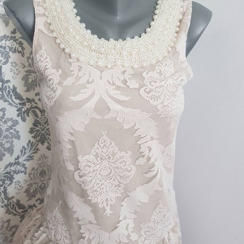 Benetton women's lace dress with pearls around neckline like new, size 34/XS