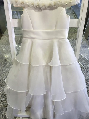 Ivory flower girl dress new with beautiful details in various sizes