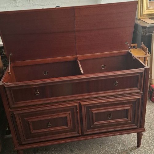 Vintage furniture for turntable and vinyl like new