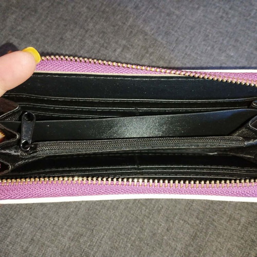 Wallet new with pink, gray and white colors