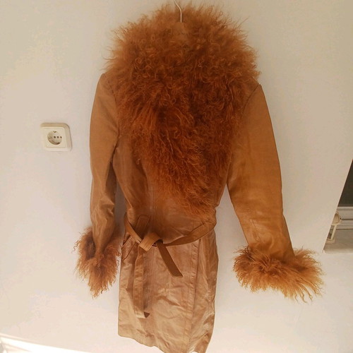 Women's leather coat with wool collar Naf Naf size M, like new