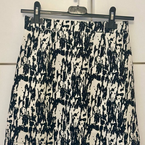 Fullah Sugah mini skirt like new, black and white, size S