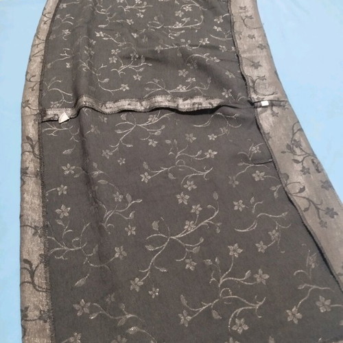 Italian mini jacquard skirt new with floral pattern No 46