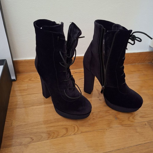 Fred suede ankle boots new, size 37, 12 cm heel, black