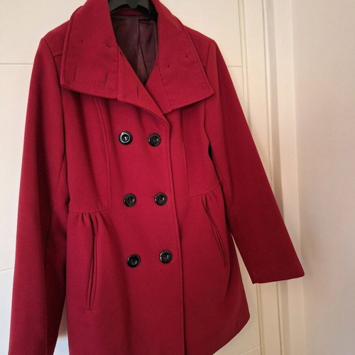Coat like new, size L/40/12, with detachable hood