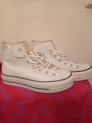 Μποτάκια Converse All Star δερμάτινα δίπατα, νούμερο 39,5, άσπρα