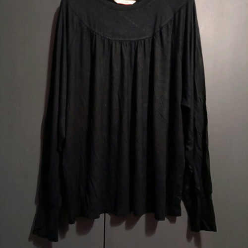 Essential original plus size blouse new XXL-XXXL without tag