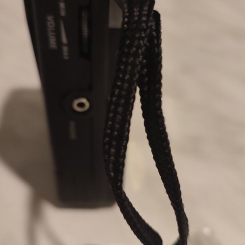 Sports ST-14 vintage AM/FM pocket radio, new old stock