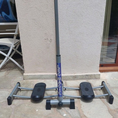 Leg Magic TCC75 thigh exercise machine