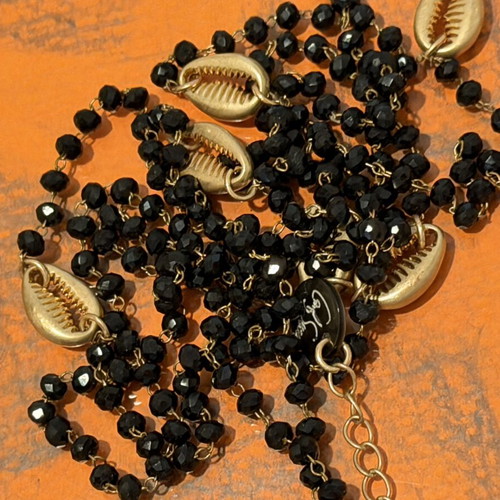 Branded vintage necklace like new