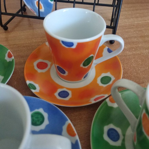 Set of 5 cups with base