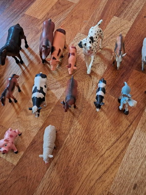 Plastic farm and wild animal figures used