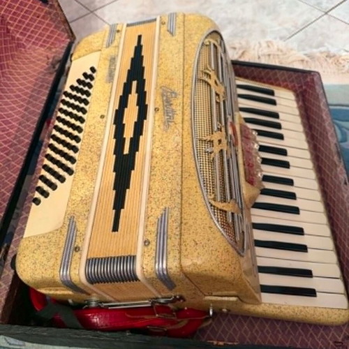 Bertini accordion vintage from 1955, like new