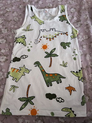 Boy's tank top like new, white, age 11