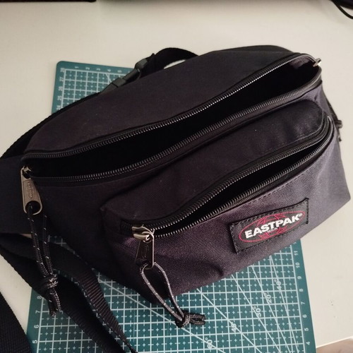 Eastpak Doggy Waist-Sling bag new, black, 3L capacity