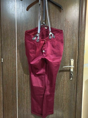 Sublevel pants like new, size L, red
