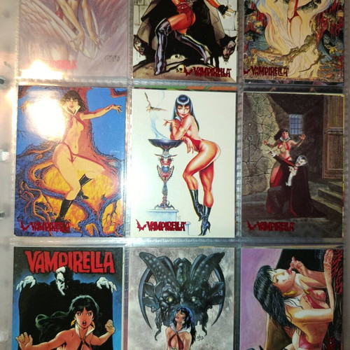Vampirella 1995 Topps Cards like new, lot of 65