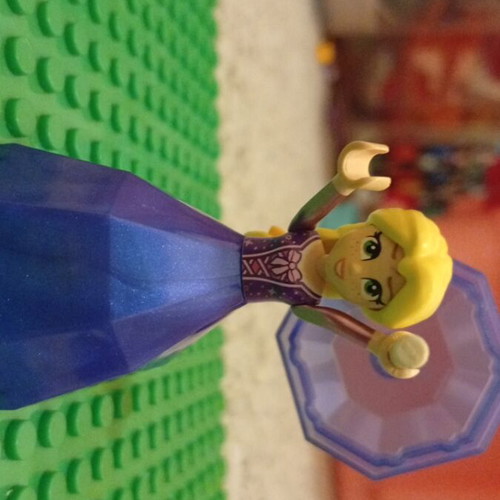 Lego figures and accessories pack