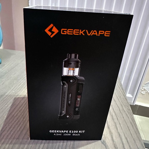 Electronic cigarette like new, used only four days