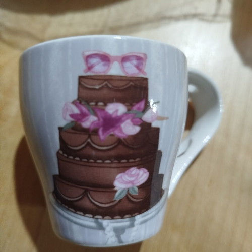 Espresso cups set of 4, new, missing 2 spoons