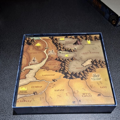 Risk Lord of the Rings Expansion Set Gondor and Mordor like new