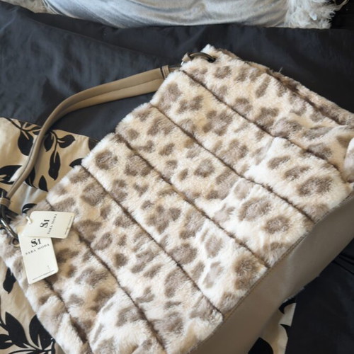 Sara Moda handbag with fur and animal print details, new