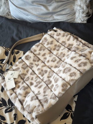 Τσάντα Sara Moda με γούνα και animal print λεπτομέρειες, καινούργια