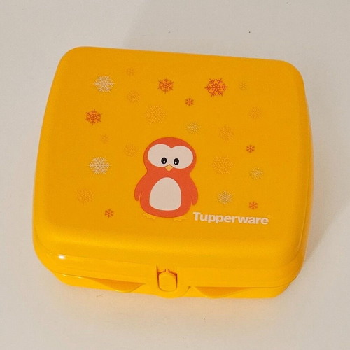 Tupperware penguin sandwich container new, 1 piece