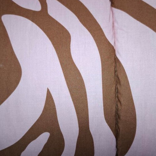 Guy Laroche single comforter safari print new with cover 1.55x2.30
