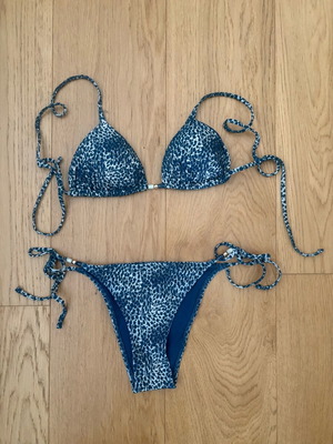 Μαγιό Oysho σαν καινούργιο, μπικίνι με print και χάντρες, μέγεθος S