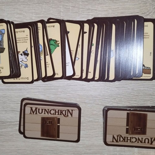 Επιτραπέζιο παιχνίδι Munchkin καινούργιο