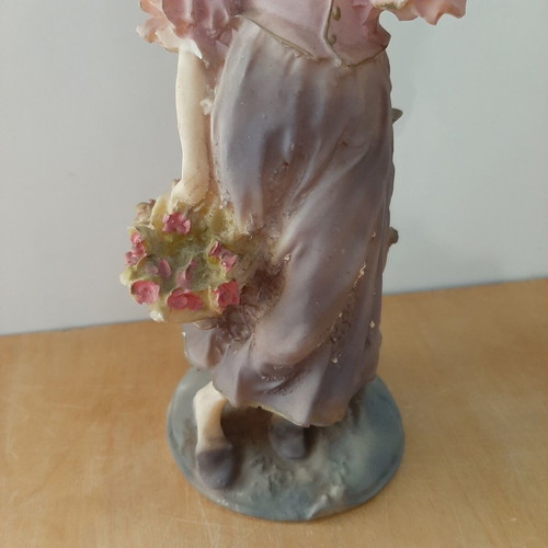 Sculpture of a Girl made of Resin like new