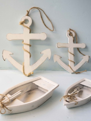 Decorations with sea theme used