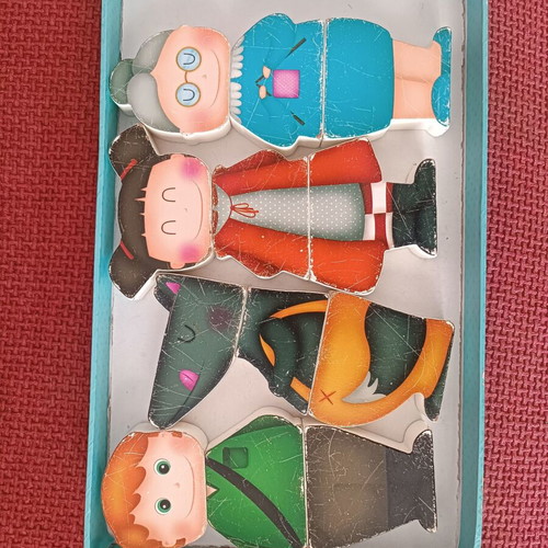 Magnetic puzzle like new