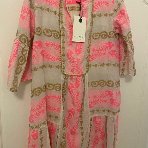 Nema dress new with gold and fuchsia embroidery
