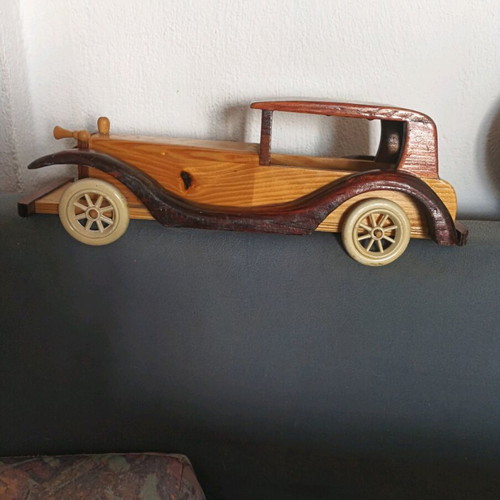 Wooden decorative car like new, size 36/14