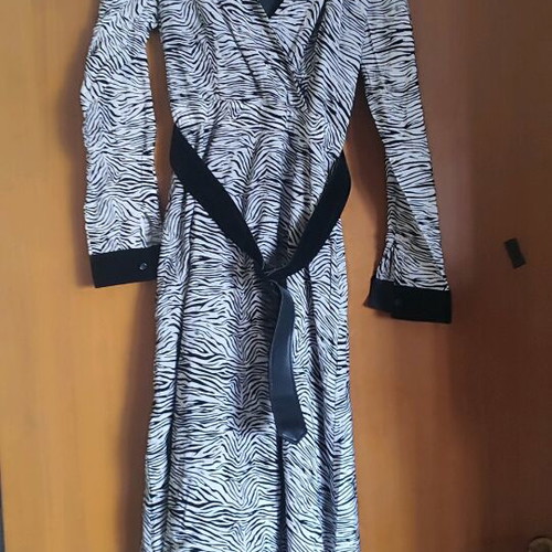 Dresses and Jumpsuits like new, pack of 12 pieces