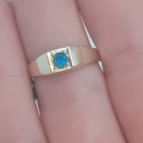 Vintage ring with ciel stone from the 60s, new, gold color