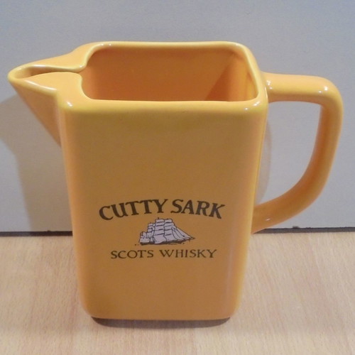 Cutty Sark Scots Whisky old promotional ceramic jug used
