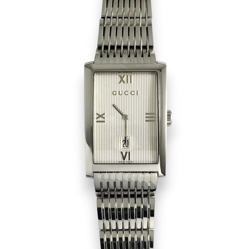 Gucci Logo Rectangular Stainless Steel Bracelet Date Roman Quartz Swiss 8600 M Wrist Watch like new