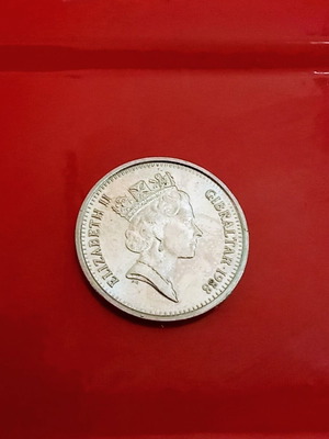 5 Pence Coin from Gibraltar with Queen Elizabeth II and Barbary Macaque