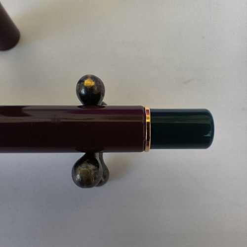 Parker 88 pen made in UK like new, burgundy color