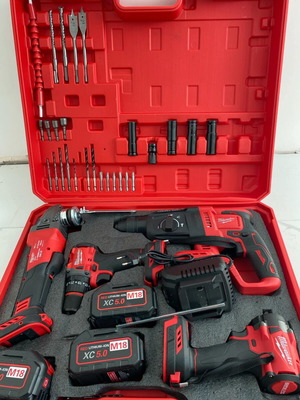 Επαγγελματικό σετ ηλεκτρικών εργαλείων Milwaukee M18 4 σε 1 καινούργιο