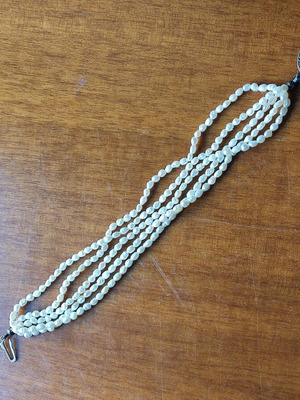 Vintage freshwater pearl bracelet in like new condition, 18cm