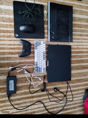 MSI Katana V13VFK Gaming Laptop σαν καινούργιο με αξεσουάρ